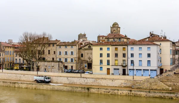 Embankment of Arles - France, Provence-Alpes-Cote d'Azur — Stock Photo, Image