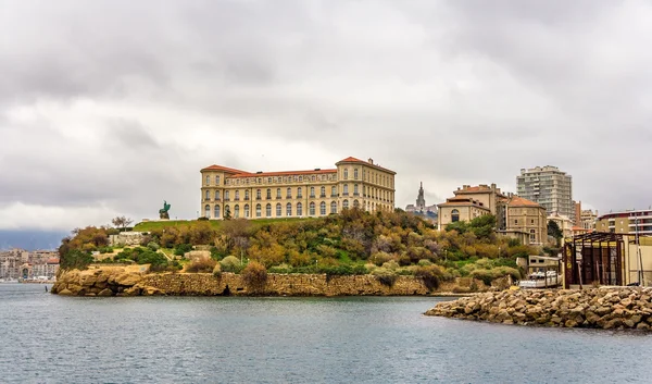 Palais du Pharo v Marseille, při pohledu z moře - Francie — Stock fotografie