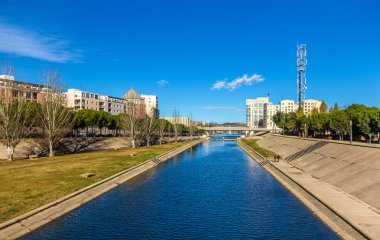Montpellier görünümünü Nehri Lez - Fransa