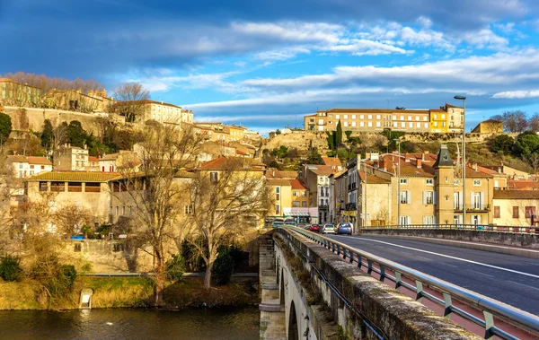 Utsikt over gamlebyen Beziers - Frankrike – stockfoto