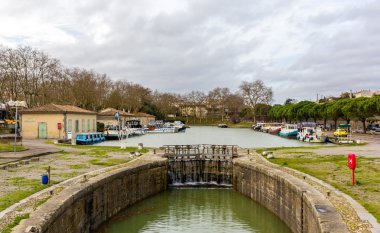 Canal du Midi Carcassonne'deki - Fransa