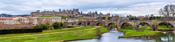 Benteng Carcassonne dan Pont Vieux - Prancis, Languedoc-Roussill — Stok Foto