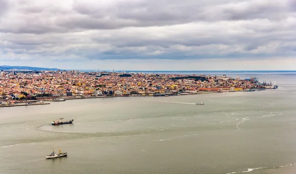 Panorama Lizbon almada - Portekiz den