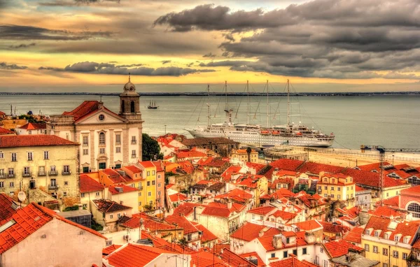 View Lissabon und der Fluss tagus - portugal — Stockfoto