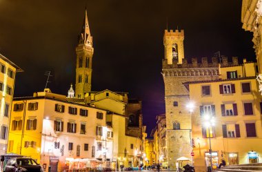 Badia Fiorentina ve Bargello Floransa - İtalya