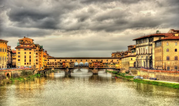 The Ponte Vecchio in Florence - Italy — Stock Photo, Image