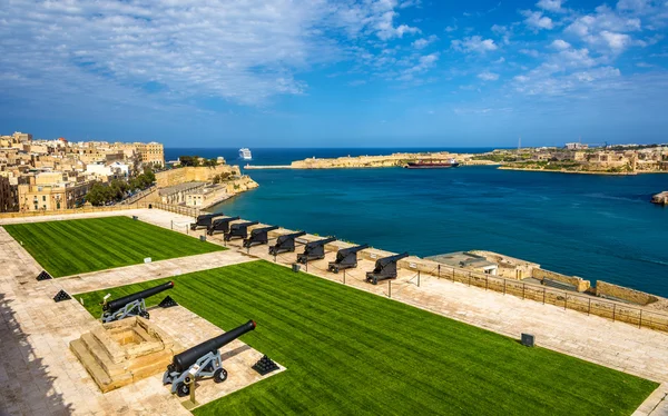 Saluting Battery at the Fort Lascaris in Valletta - Malta — Stock Photo, Image