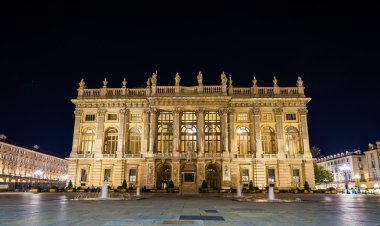 Palazzo Madama Turin geceleri - İtalya