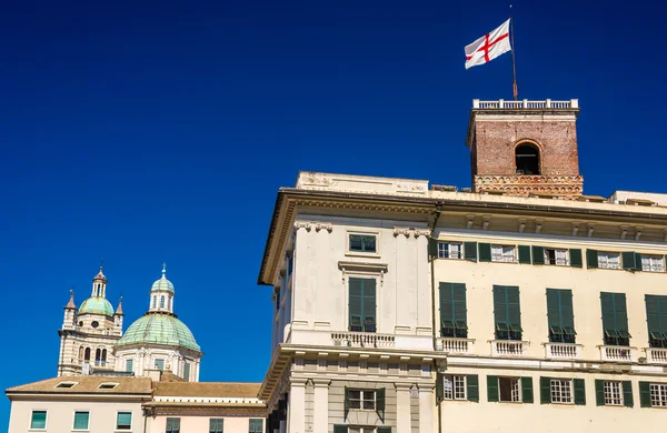 Torres da Catedral de San Lorenzo e Palácio Doge em Gênova - Ita — Fotografia de Stock