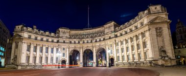 Admiralty Arch, Londra - İngiltere'de Bina bir dönüm noktası