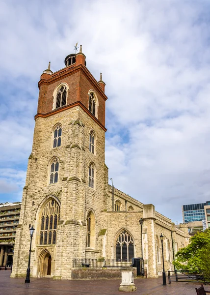 イギリス - ロンドンの St-クリップル ゲートなしのジャイルズ教会 — ストック写真