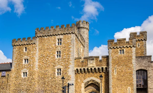 South Gate of Cardiff Castle - Wales — Stok fotoğraf