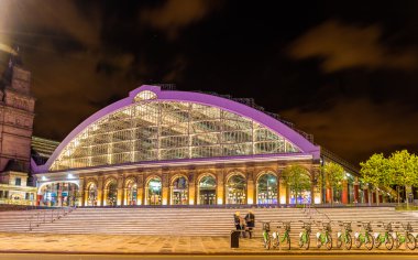 Liverpool Lime Street Train Station at night - England