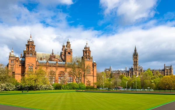 Kelvingrove 박물관과 글래스고 대학교-스코틀랜드 — 스톡 사진