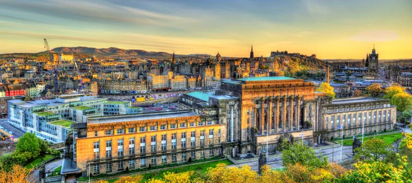 St Andrew 's House, un edificio del Gobierno escocés en Edin — Foto de Stock