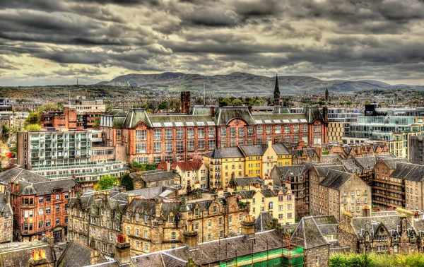 Вид на Единбурзький коледж мистецтва в Шотландії — стокове фото