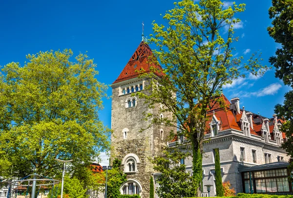 Veduta del castello d'Ouchy, un palazzo a Losanna, Svizzera — Foto Stock