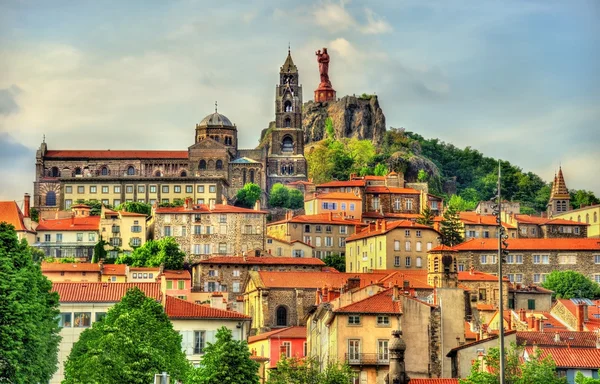Veduta di Le Puy-en-Velay, una città in Alta Loira, Francia — Foto Stock