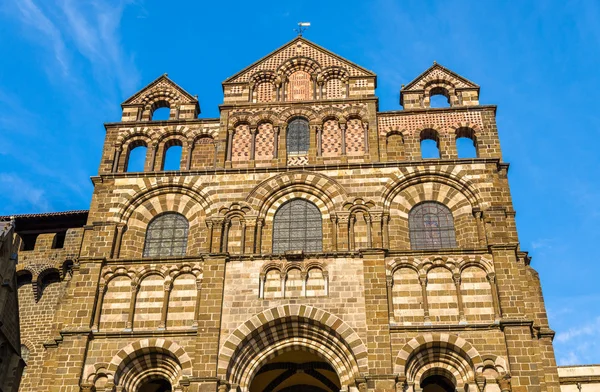 Katedrála Notre-Dame v Le Puy-en-Velay - Auvergne, Francie — Stock fotografie