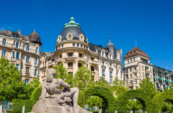 Utsikt över statyn Aurore i Lausanne - Schweiz — Stockfoto