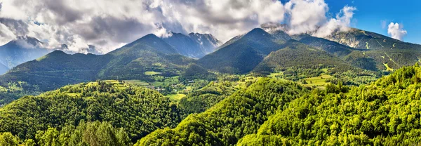Zobacz katalońskich Pirenejów, naturalnego parku w Francji — Zdjęcie stockowe