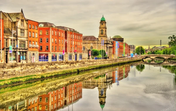 Vista de Dublin com o rio Liffey - Irlanda — Fotografia de Stock