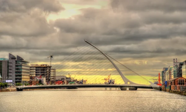 Vista de Samuel Beckett Bridge em Dublin, Irlanda — Fotografia de Stock