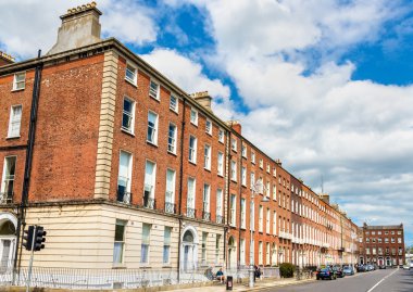 Konut de Dublin - İrlanda. Yaz sahne
