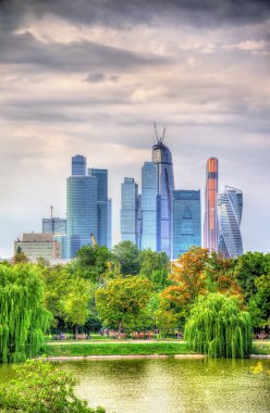 Moskova Uluslararası İş Merkezi Novodevichy Pa ile görünümünü