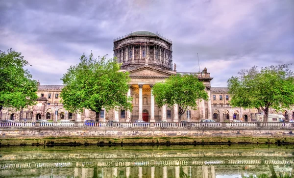Edifício dos Quatro Tribunais - Supremo Tribunal da Irlanda em Dublin — Fotografia de Stock