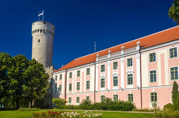 View of Toompea Castle in Tallinn - Estonia — Stock Photo, Image