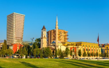 Edhem Bey Camii Tiran'daki - Arnavutluk