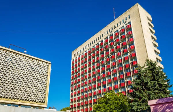 Gebäude im Stadtzentrum von Chisinau - Moldawien — Stockfoto