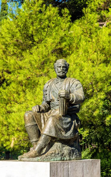 Statue of Petar II Petrovic-Njegos in Podgorica - Montenegro — Stock Photo, Image