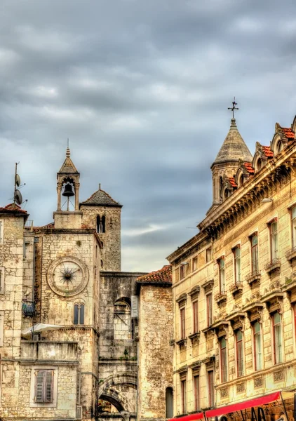 Torre-Relógio no Palácio Diocleciano em Split - Croácia — Fotografia de Stock