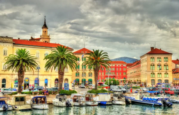 Vista del terraplén en Split - Croacia — Foto de Stock