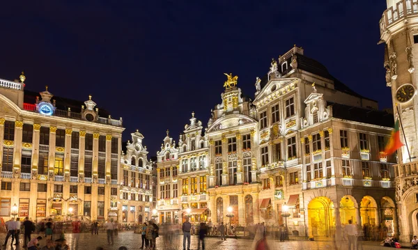 Byggnader på torget Grand Place i Bryssel — Stockfoto