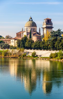 San Giorgio Braida kilise - Verona görünümünü