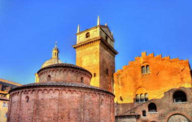 Rotonda di San Lorenzo and Palazzo della Ragione in Mantua clipart