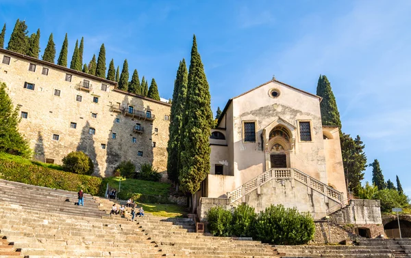 Eglise Santi Siro e Libera à Vérone - Italie — Photo