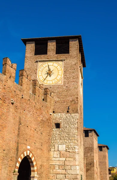 Torri della fortezza di Castelvecchio a Verona - Italia — Foto Stock