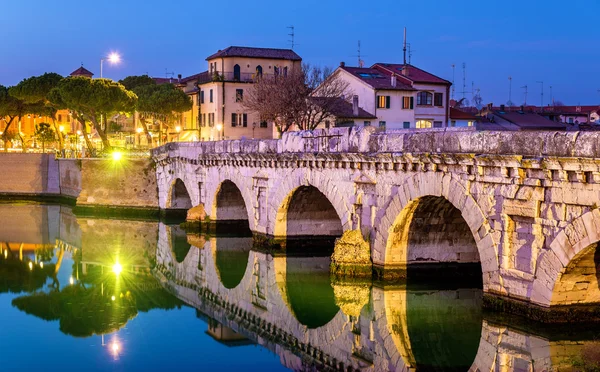 De brug van Tiberius in Rimini - Italië — Stockfoto