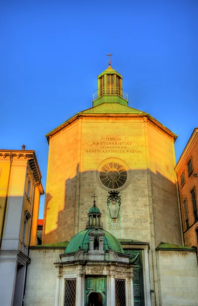 Chiesa di Sant'Antonio di Padova (Paolotti) a Rimini — Foto Stock