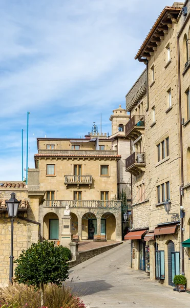 Edifici nella città di San Marino — Foto Stock