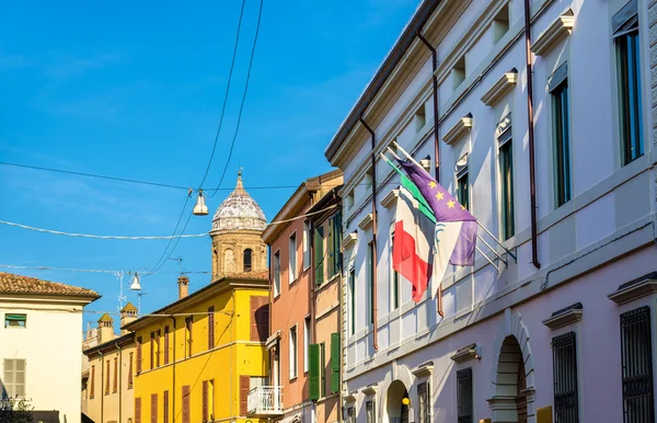 Bygninger i det historiske sentrum av Ravenna - Italia – stockfoto