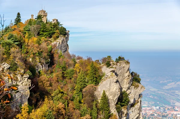 De La Fratta eller Cesta Tower i San Marino — Stockfoto