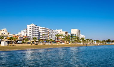 Finikoudes Beach - Larnaka şehir, Kıbrıs