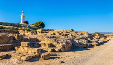 Deniz feneri ve Paphos Archaeological Park - Kıbrıs