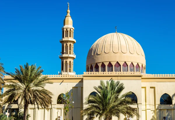 Malá mešita v Abú Dhabí - Spojené arabské emiráty — Stock fotografie
