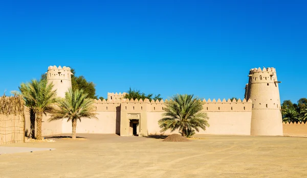 View of Al Jahili Fort in Al Ain, UAE — Stock Photo, Image